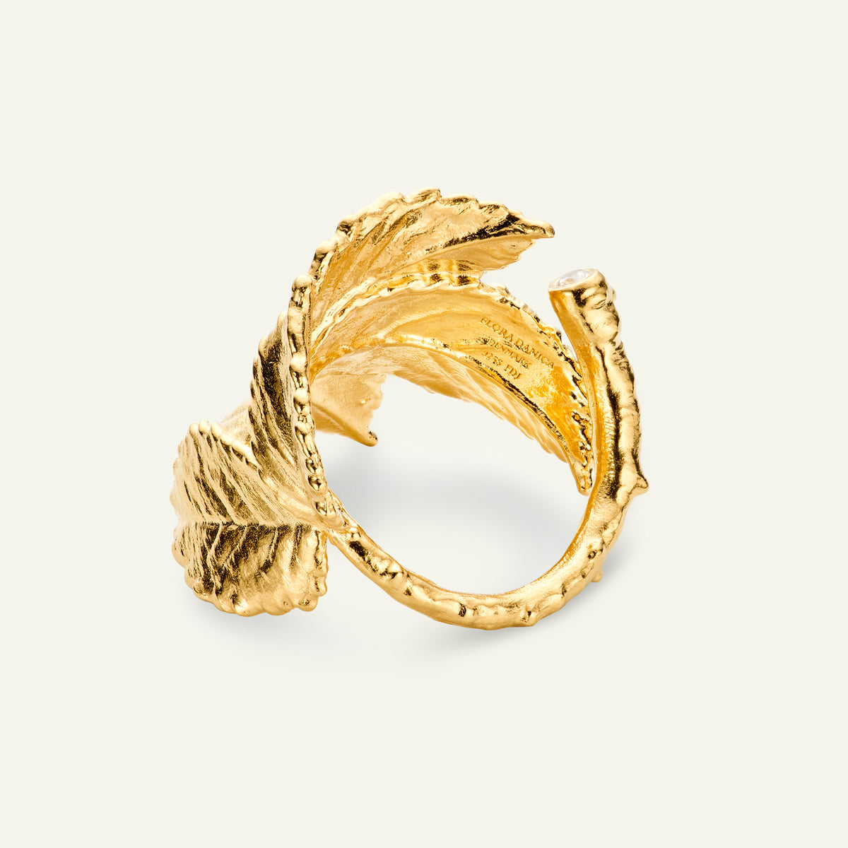 Rosenblad statement ring med diamant, forgyldt