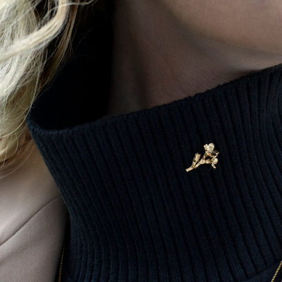 Forglemmigej pin forgyldt