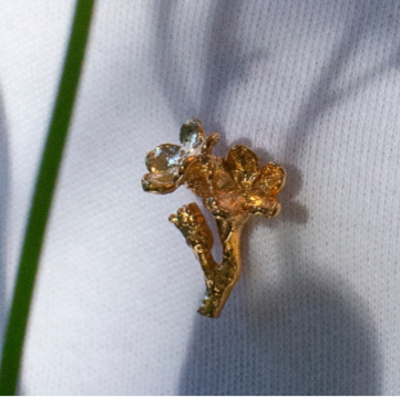 Forglemmigej pin forgyldt