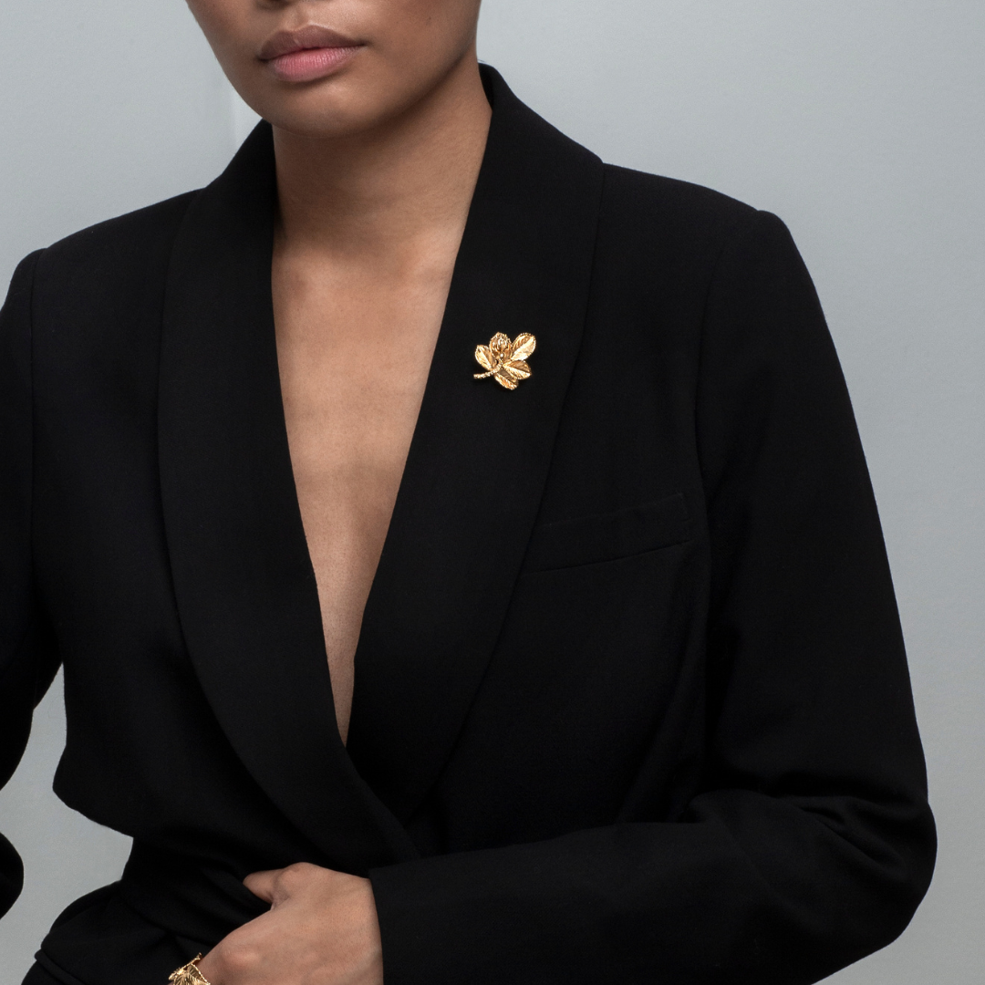 Rose broche