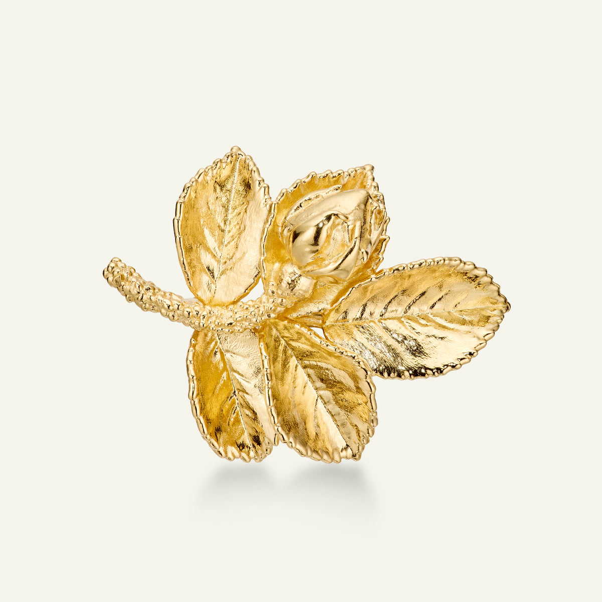 Rosenblad broche, forgyldt