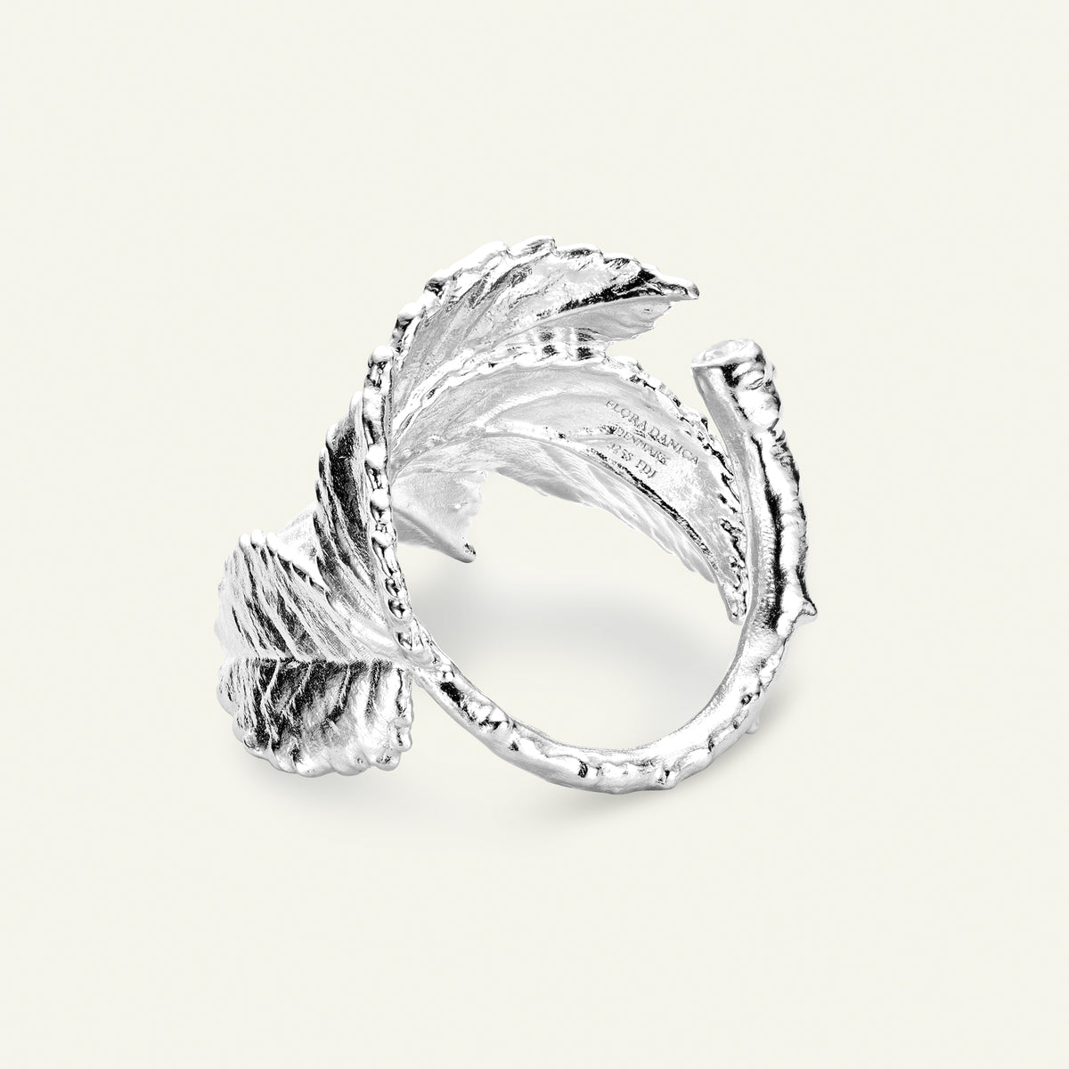 Rosenblad statement ring med diamant, sølv