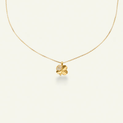 Firkløver halskæde med pavé vedhæng forgyldt