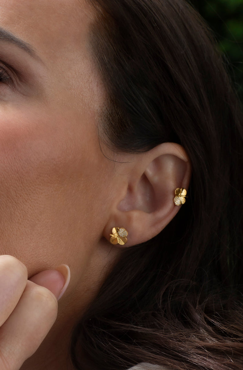 Firkløver ear cuff pavé forgyldt